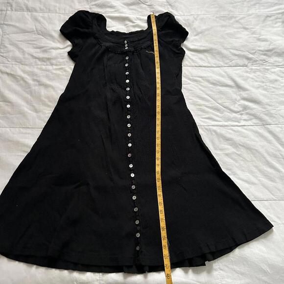 Tsumori Chisato Black crinkle plisse babydoll dress with button-up detailing - Picture 7 of 7